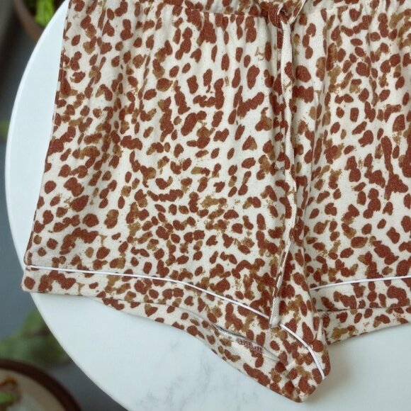 n:Philanthropy GG Soledad Sweatshirt & Shorts Set Camel Animal Smudge - Picture 5 of 11